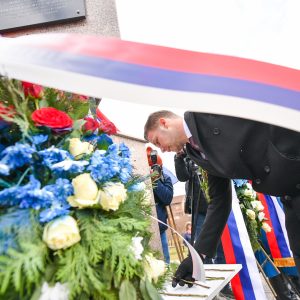Obilježena 81. godišnjica stradanja Srba na Drakuliću: Gradonačelnik odao počast žrtvama ustaškog pokolja