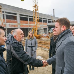 Banja Luka dobija najmoderniju školu u Republici Srpskoj, gradonačelnik obišao radove u Adi Banja Luka dobija najmoderniju školu u Republici Srpskoj, gradonačelnik obišao radove u Adi