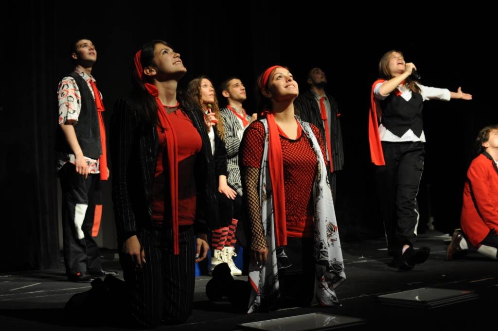  Фото архива 