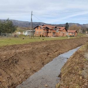 Uređeno korito Ivaštanke, nastavlja se sa radovima na rijeci Prekuši Uređeno korito Ivaštanke, nastavlja se sa radovima na rijeci Prekuši