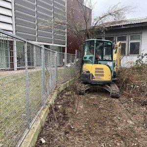 У току уређење простора око Градског олимпијског базена