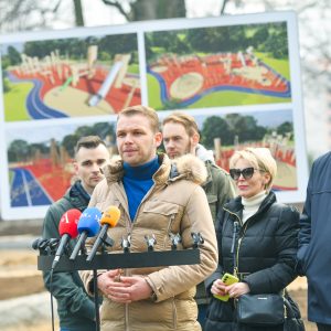 У току радови у Парку „Младен Стојановић“, градоначелник: Бања Лука добија највеће и најмодерније дјечије игралиште у региону У току радови у Парку „Младен Стојановић“, градоначелник: Бања Лука добија највеће и најмодерније дјечије игралиште у региону