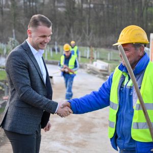 Радови у свим дијеловима Бање Луке: Почела изградња водоводне мреже у Улици Голуба Бабића