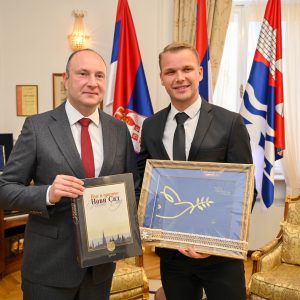 Делегација Новог Сада у посјети Градској управи: Градоначелници разговарали о сарадњи на многим пољима
