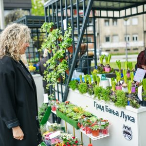 Нови штандови за уличну продају: Расписан позив о додјели локација Нови штандови за уличну продају: Расписан позив о додјели локација