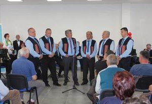 Децентрализација културе: Ансамбл „Бањалучки вез“ одржао концерт у Горњој Пискавици Децентрализација културе: Ансамбл „Бањалучки вез“ одржао концерт у Горњој Пискавици