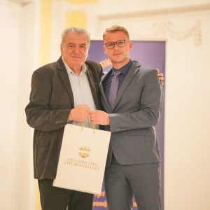 Чувајмо наше писмо: Одржано предавање „Сачувајмо српски језик и ћирилицу“, присуствовао градоначелник Чувајмо наше писмо: Одржано предавање „Сачувајмо српски језик и ћирилицу“, присуствовао градоначелник