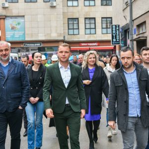 Градоначелник обишао радове: Реконструкцијом Гајеве улице добићемо потпуно нови концепт Бање Луке Градоначелник обишао радове: Реконструкцијом Гајеве улице добићемо потпуно нови концепт Бање Луке