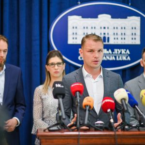 Градоначелник: Припремили смо бројне важне одлуке, тражимо да буде заказана сједница Скупштине Града