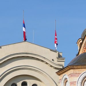 Заставе на пола копља: Дан жалости у недјељу поводом сјећања на жртве усташког геноцида у НДХ од 1941. до 1945. године