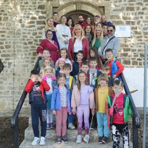 Одржана „Ноћ тврђава“: Циљ манифестације је најмлађе суграђане одвојити од интернета и учити их правим вриједностима Одржана „Ноћ тврђава“: Циљ манифестације је најмлађе суграђане одвојити од интернета и учити их правим вриједностима