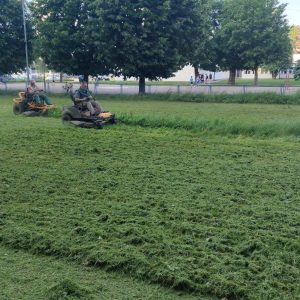 Радно у Бањој Луци: Интензивирано кошење на подручју града