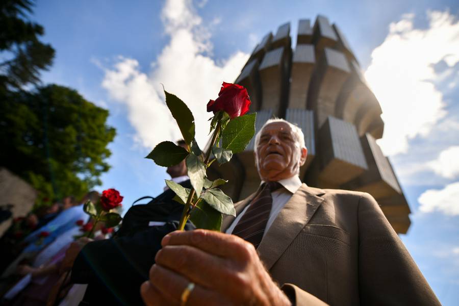  Фото архива