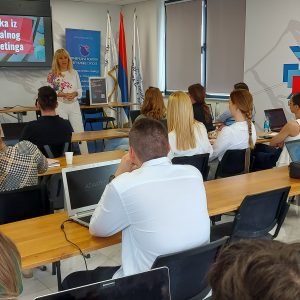 Почеле бесплатне обуке у области дигиталног маркетинга