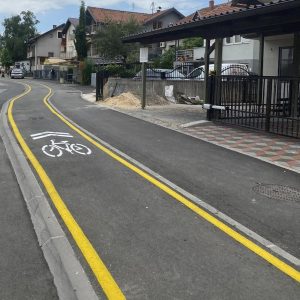 Промоција урбане мобилности: Обиљежене бициклистичке стазе на дијелу Карађорђеве улице Промоција урбане мобилности: Обиљежене бициклистичке стазе на дијелу Карађорђеве улице