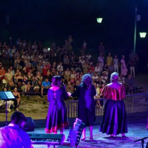 Концертом „Оне три – Мргуде“ завршен 58. „Кочићев збор“ Концертом „Оне три – Мргуде“ завршен 58. „Кочићев збор“