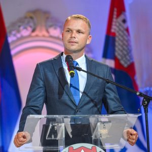 Градоначелник најавио: Доносимо важну одлуку, „Кочићев збор“ треба да буде на градској земљи Градоначелник најавио: Доносимо важну одлуку, „Кочићев збор“ треба да буде на градској земљи