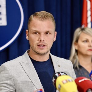 Градоначелник о ванредној сједници Скупштине Града: Неприхватљиво је да било чије именовање буде испред питања вишечланих породица