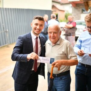 Бесплатни ваучери за прикључак на водоводну мрежу, градски менаџер поручио: Настављамо са развојем система водоснабдијевања