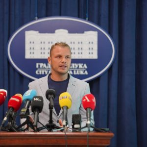 Састанак о повлаштеном јавном превозу, градоначелник поручио: Све смо припремили, али и даље немамо информацију када ће бити сједница Скупштине Града