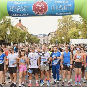 Бања Лука у знаку трчања: Почео 3. Бањалучки маратон, учесник трке и градоначелник