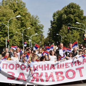 Бања Лука je породица, градоначелник: Уз Породичну шетњу стоје снажне и добре политике Града усмјерене на јачање породице