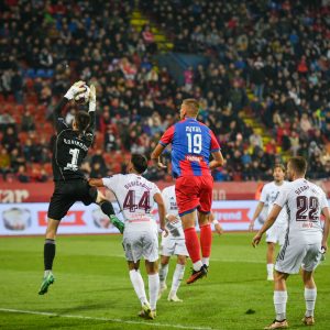 Градски стадион: Градоначелник присуствовао хуманитарној утакмици за Сару Вујиновић