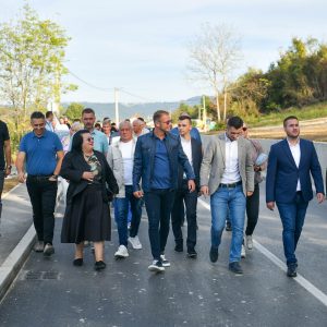 Окончан пројекат на који су мјештани Петрићевца и Мотика чекали годинама: Урађен нови пут и мост, градоначелник поручио да се радови настављају већ с прољећа