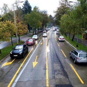 Нове саобраћајне траке: Проширене саобраћајнице у Алеји Светог Саве и Улици Вука Караџића