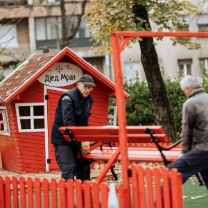 Зимска магија стиже у град: „Зимзобал“ ускоро отвара своја врата Зимска магија стиже у град: „Зимзобал“ ускоро отвара своја врата