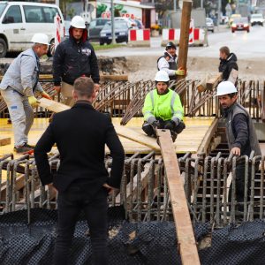 Надлежни обишли радове на мосту у Дервишима: Мост у функцији почетком децембра, изградња била приоритет мјештана Надлежни обишли радове на мосту у Дервишима: Мост у функцији почетком децембра, изградња била приоритет мјештана