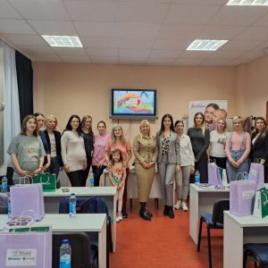 Нови циклус едукације: Школа за труднице и родитељство од суботе 4. новембра, у току пријаве и за нови циклус