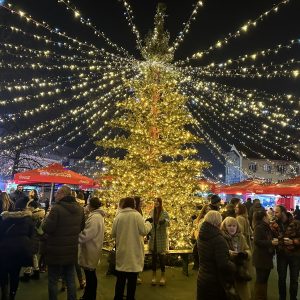 Зимска чаролија се наставља: Викенд доноси занимљива дешавања у срцу нашег града