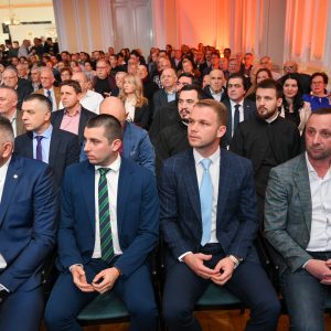 100 година постојања Пољопривредне школе: Градоначелник на свечаној академији поводом прославе великог јубилеја