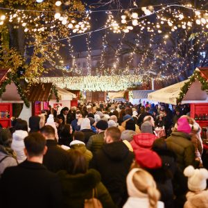 Вечерас почиње зимска магија: Од 18.00 часова отварање „Зимзобала“, богат програм већ првог дана