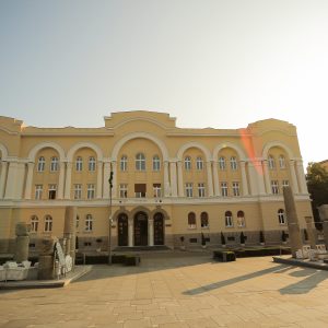 Бански двор: Расписан конкурс за излагање у галеријском простору у 2024. години Бански двор: Расписан конкурс за излагање у галеријском простору у 2024. години