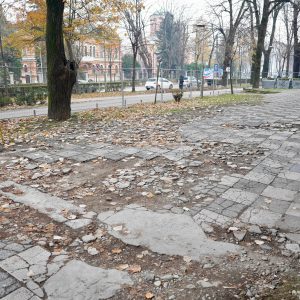 Gradonačelnik najavio: Počinje rekonstrukcija pločnika u Aleji Svetog Save Gradonačelnik najavio: Počinje rekonstrukcija pločnika u Aleji Svetog Save