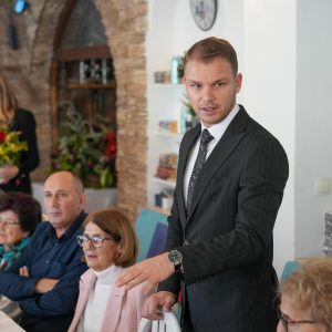 Градоначелник посјетио Градско удружење бивших логораша Другог свјетског рата и њихових потомака