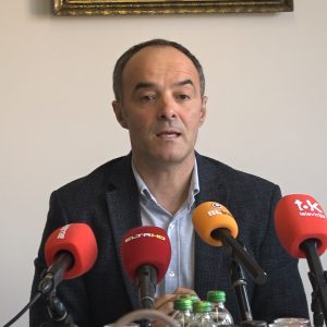 Сумирали резултате пословања: „Водовод“ ће годину завршити позитивно, најављено више пројеката за наредну годину Сумирали резултате пословања: „Водовод“ ће годину завршити позитивно, најављено више пројеката за наредну годину