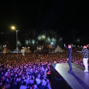 Спектакл и посјећеност каква се не памти: Бања Лука дочекала Нову 2024. годину, вечерас велики концерт Лепе Брене