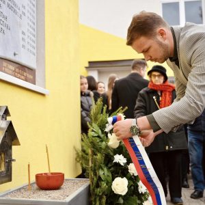 Шароговац се сјећа: Обиљежена 82. годишњица од страдања 52 шарговачка ђака