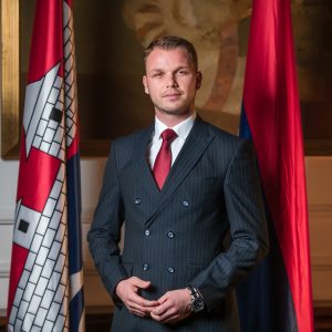 Градоначелник честитао Видовдан, крсну славу Војске Републике Српске