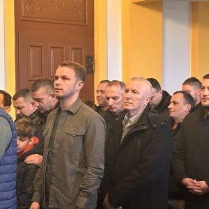 Градоначелник у Рекавицама: У плану обнова главног пута кроз ову мјесну заједницу Градоначелник у Рекавицама: У плану обнова главног пута кроз ову мјесну заједницу