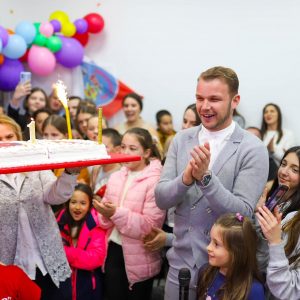 Gradonačelnik na obilježavanju prvog rođendana folklorne sekcije KUD „14. februar“ u Krminama