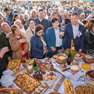 Обиљежавање 18. „Козарских поклада“, градоначелник поручио: Ово је манифестација која његује све оно што ми као народ и јесмо Обиљежавање 18. „Козарских поклада“, градоначелник поручио: Ово је манифестација која његује све оно што ми као народ и јесмо