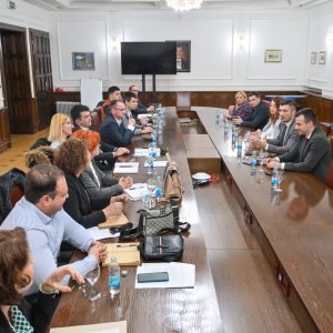 Након састанка о одлагању отпада, градски менаџер поручио: Формираћемо радну групу која ће тражити нову локацију за депонију Након састанка о одлагању отпада, градски менаџер поручио: Формираћемо радну групу која ће тражити нову локацију за депонију