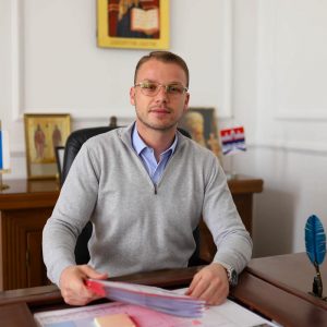 Градоначелник прихватио иницијативу за изградњу новог вртића у Борику Градоначелник прихватио иницијативу за изградњу новог вртића у Борику