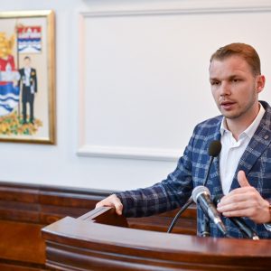 Градоначелник позвао одборнике да подрже одлуку да Бања Лука добије спортску гимназију, прву у Републици Српској Градоначелник позвао одборнике да подрже одлуку да Бања Лука добије спортску гимназију, прву у Републици Српској