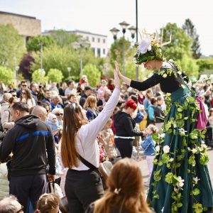 Бањалучко прољеће стиже у град: Придружите се великом прољећном дружењу сутра од 11.00 часова Бањалучко прољеће стиже у град: Придружите се великом прољећном дружењу сутра од 11.00 часова