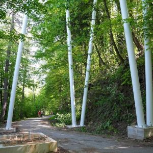 За најљепши поглед на Бању Луку: Почело постављање велике челичне конструкције за први видиковац на Бањ брду За најљепши поглед на Бању Луку: Почело постављање велике челичне конструкције за први видиковац на Бањ брду